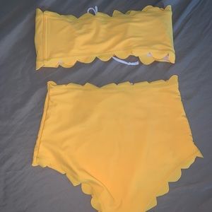 👙 bathing suit